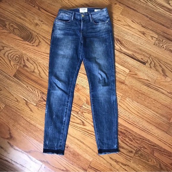 Frame Le High Skinny Jeans - Picture 3 of 9